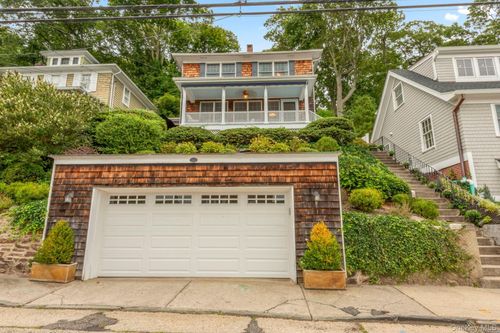 122 Bayview Ave, Northport, NY, 11768-1509 | Card Image