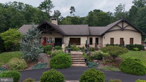 100 Clearwater Dr, RIDGELEY, WV, 26753-5011 | Card Image