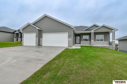 1125 Kantor Ln, Hickman, NE, 68372-2101 | Card Image