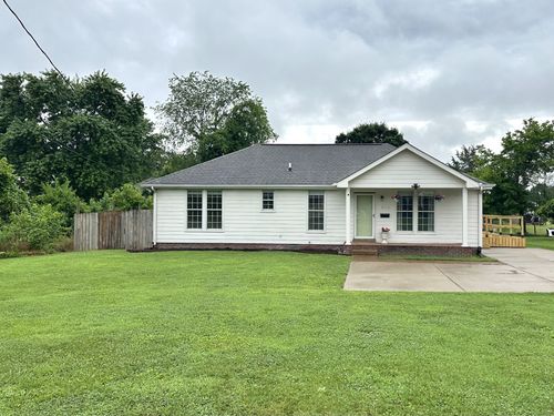 124 Trail Dr, Gallatin, TN, 37066-2658 | Card Image