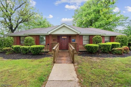 461 Corliss Ave, Phillipsburg, NJ, 08865-1501 | Card Image