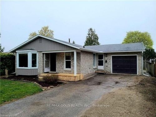 lower-level-75 Pepperwood Cres, Kitchener, ON, N2A2R4 | Card Image