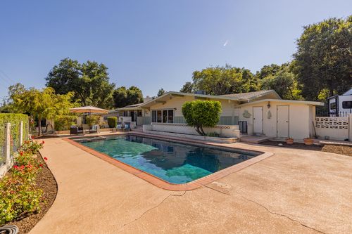 2027 Burnham Road, OJAI, CA, 93023 | Card Image