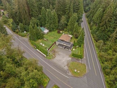 11932 Dewdney Trunk Rd, House other with 2 bedrooms, 1 bathrooms and 2 parking in Mission BC | Image 2