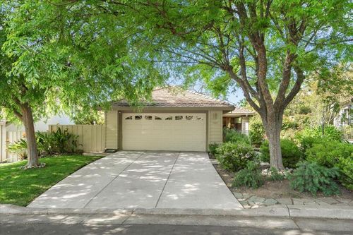 7137 Via Solana, San Jose, CA, 95135-1338 | Card Image