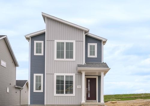 9236 Gentle Feather Rd, Verona, WI, 53593-8563 | Card Image
