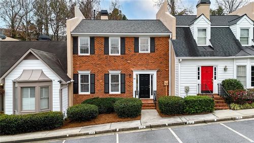 935 Lenox Hill Ct Ne, Atlanta, GA, 30324-2957 | Card Image