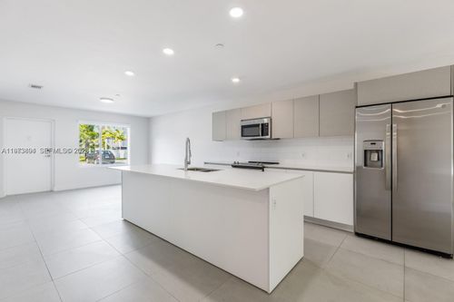 unit-4116-2505 Ne 193rd St, Miami, FL, 33180-3469 | Card Image