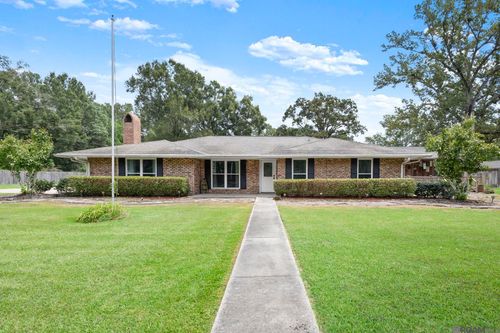 14912 Woodrow Kerr Ln, Zachary, LA, 70791-8719 | Card Image