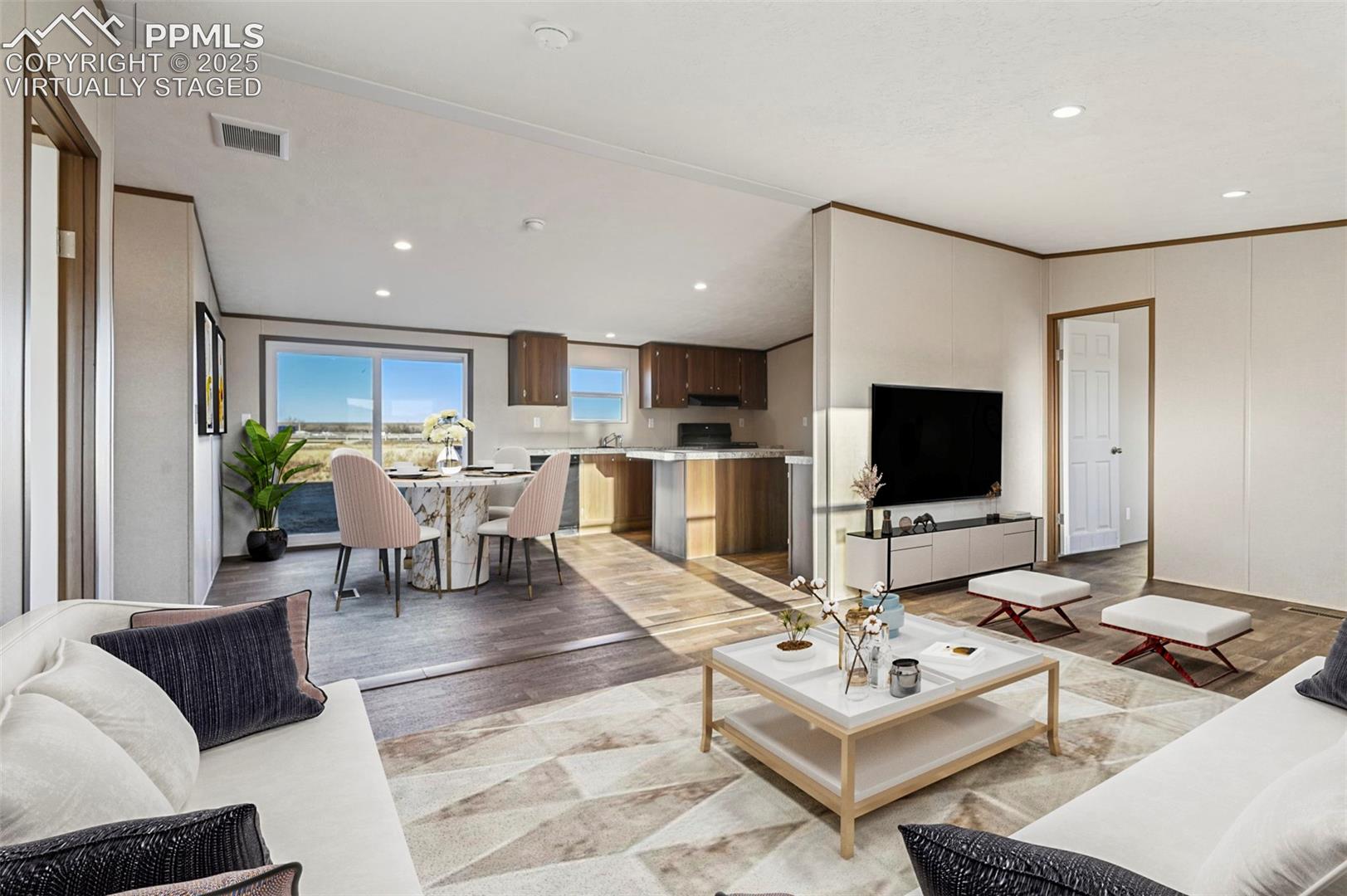 Residential in Fountain 4