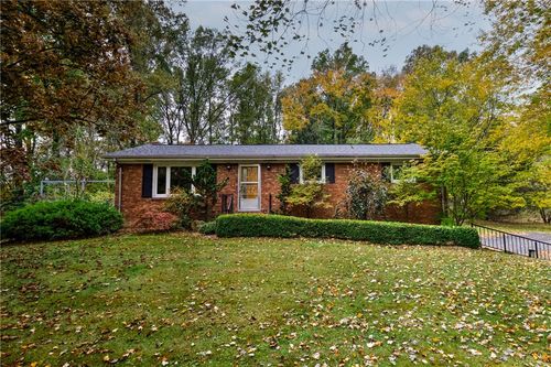 207 Orchard Terrace Dr, New Wilmington, PA, 16142-4209 | Card Image