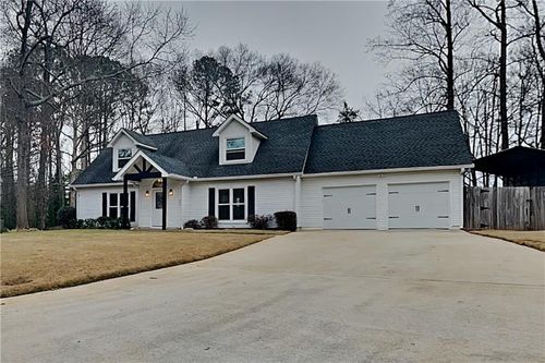 895 Perrin Springs Ct, Lawrenceville, GA, 30043-2554 | Card Image