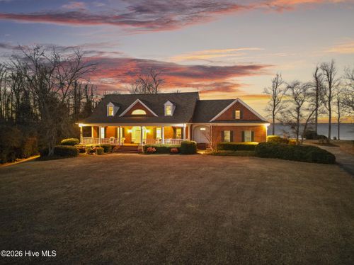 3 Nicklaus Dr, New Bern, NC, 28560-9461 | Card Image