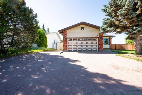9625 64 Avenue, Grande Prairie, AB, T8W2B3 | Card Image