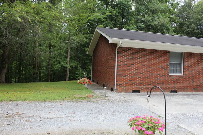 6133 Highway 92, House other with 4 bedrooms, 3 bathrooms and null parking in Ingram KY | Image 45