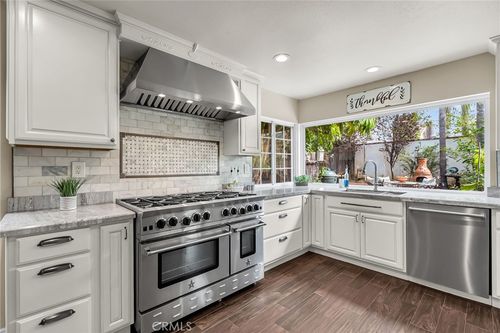 1351 Kirkwood, Corona, CA, 92882 | Card Image