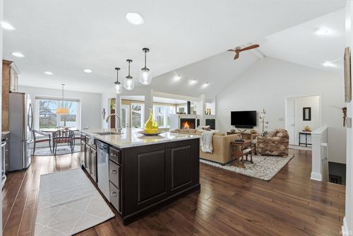 12718 Capshaw Ct, Fort Wayne, IN, 46845-2337 | Card Image