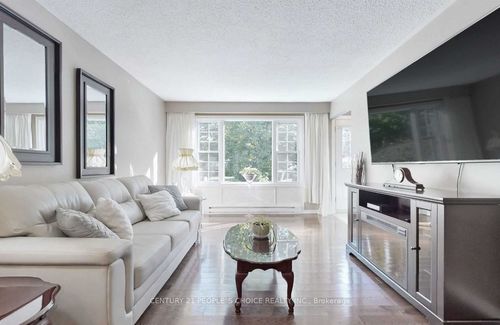 78 Claymore Cres, Oshawa, ON, L1G6G2 | Card Image