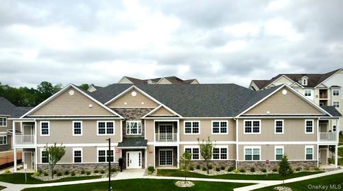 417 Tower Ridge Cir, Middletown, NY, 10941-2901 | Card Image