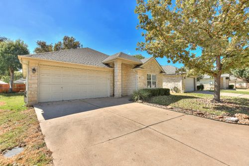 122 Village Dr, Georgetown, TX, 78628-2757 | Card Image