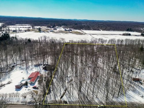 47 Cemetery Dr, Hannibal, NY, 13074-2221 | Card Image