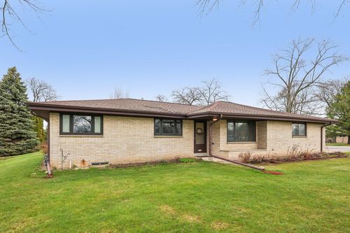 5104 Twin Elms Dr, Caledonia, WI, 53406 | Card Image
