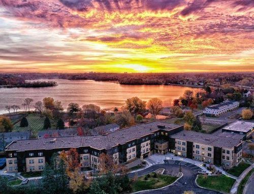 apt-114-1948 W Wayzata Blvd, Long Lake, MN, 55356-5506 | Card Image