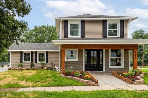 211 E Wood St, Shreve, OH, 44676-9306 | Card Image