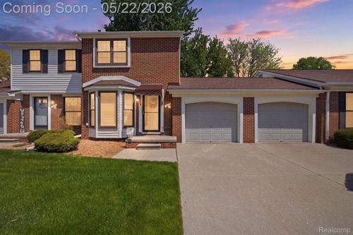 28091 Maple Forest Blvd W, Harrison Township, MI, 48045-2243 | Card Image