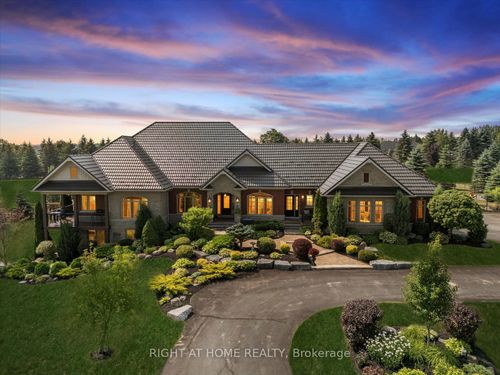 7 Clyde Crt, Port Perry, ON, L9L2C9 | Card Image