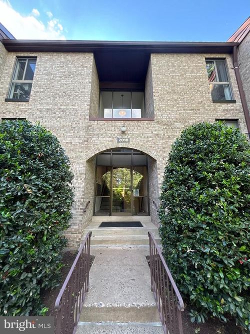 1011b-2018 Colts Neck Rd, RESTON, VA, 20191-2018 | Card Image