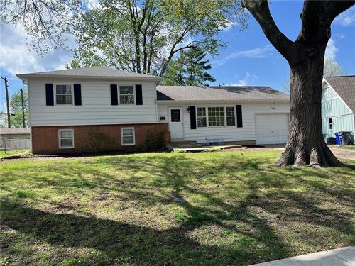 709 S Mahaffie St, Olathe, KS, 66061-4970 | Card Image