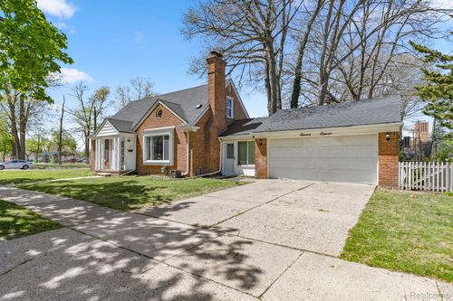 1111 N Franklin St, Dearborn, MI, 48128-1023 | Card Image