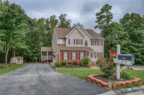 11213 Carrington Green Dr, Glen Allen, VA, 23060-3435 | Card Image