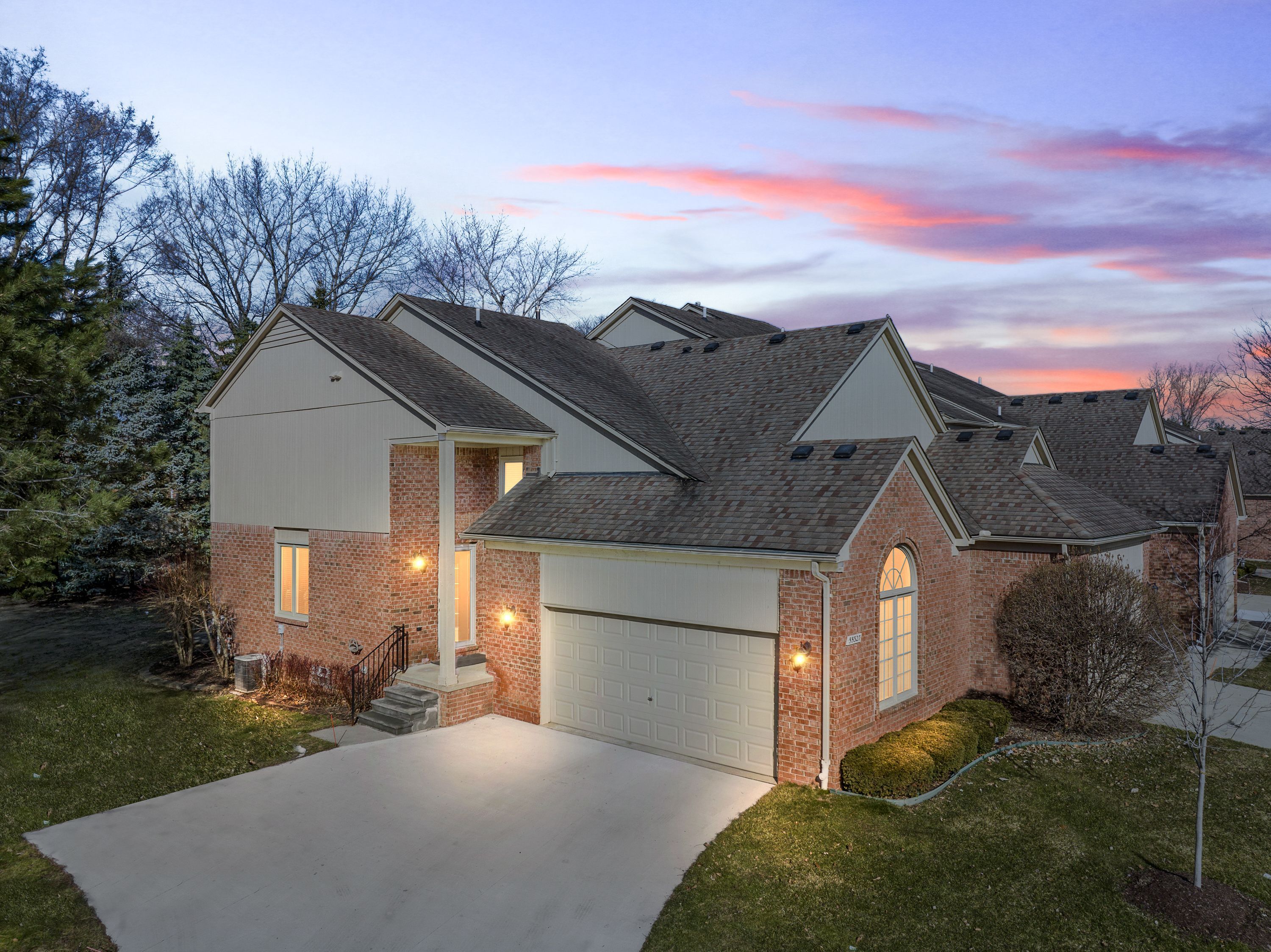 Boardwalk Dr, Shelby Township, MI 48316