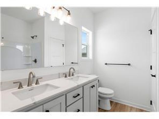 primary bath | Image 10