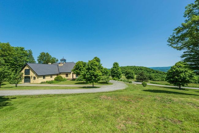 2034 Long Hill Road, House other with 4 bedrooms, 4 bathrooms and null parking in Woodstock VT | Image 37