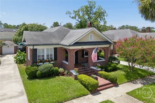315 E 54th St, Savannah, GA, 31405-3421 | Card Image