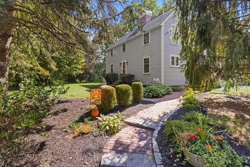 34 Kenney Rd, Middleton, MA, 01949-1809 | Card Image