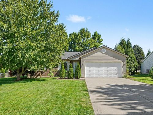8102 Sterling Spring Drive, Goshen Twp, OH, 45140 | Card Image