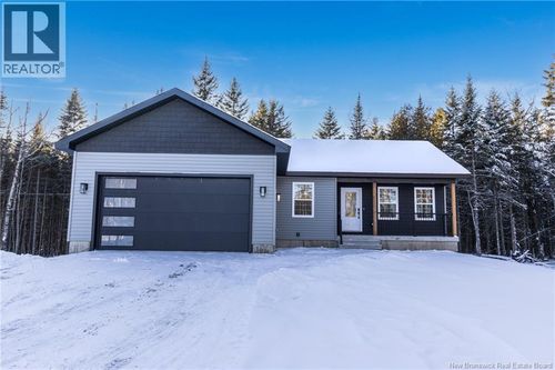 15 Sandlewood Lane, Douglas, NB, E3G0E7 | Card Image