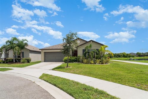 9814 Quadrangle Ct, SUN CITY CENTER, FL, 33573-1204 | Card Image
