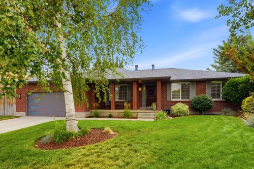 2073 Village Point Way, Sandy, UT, 84093-2682 | Card Image