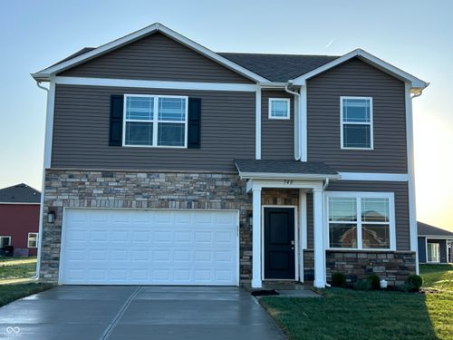 748 Van Buren St, Greenfield, IN, 46140-2964 | Card Image