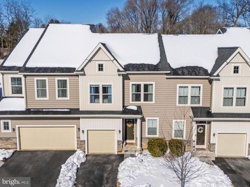 273 Kestrel Ct, KENNETT SQUARE, PA, 19348-2209 | Card Image