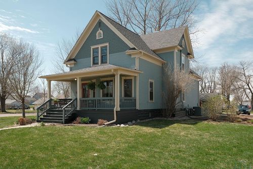 407 2nd Ave Ne, Sioux Center, IA, 51250-1705 | Card Image