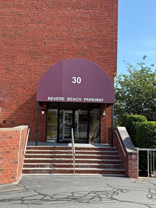 apt-116-30 Revere Beach Pkwy, Medford, MA, 02155-5145 | Card Image