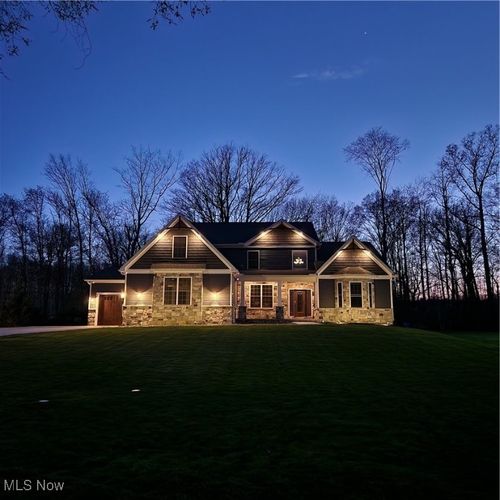 4534 Glen Eagle Dr, Brecksville, OH, 44141-2934 | Card Image