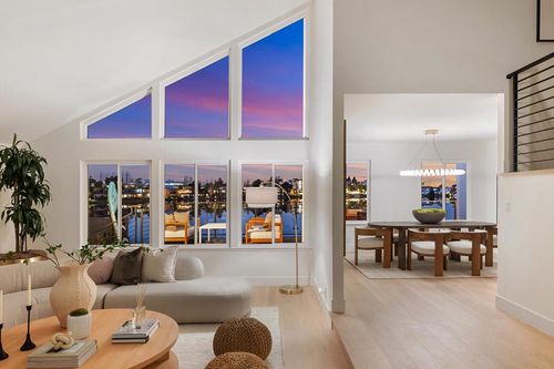 631 Matsonia Dr, Foster City, CA, 94404-1305 | Card Image