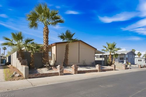 5915 Sassy Rose Dr, Las Vegas, NV, 89122-6184 | Card Image